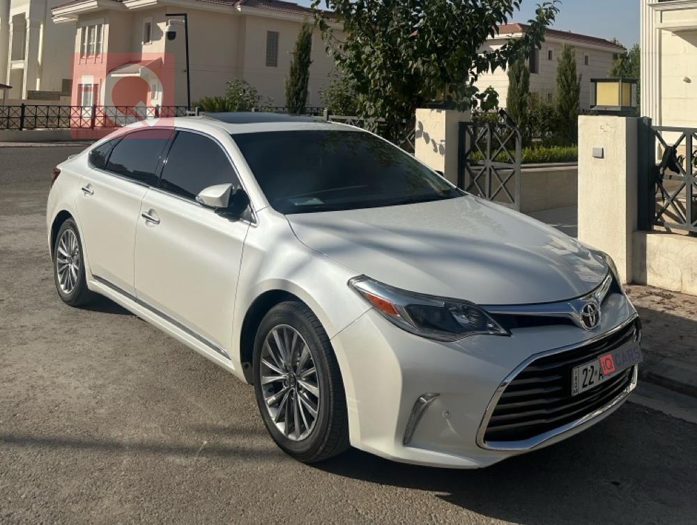 تويوتا أفالون